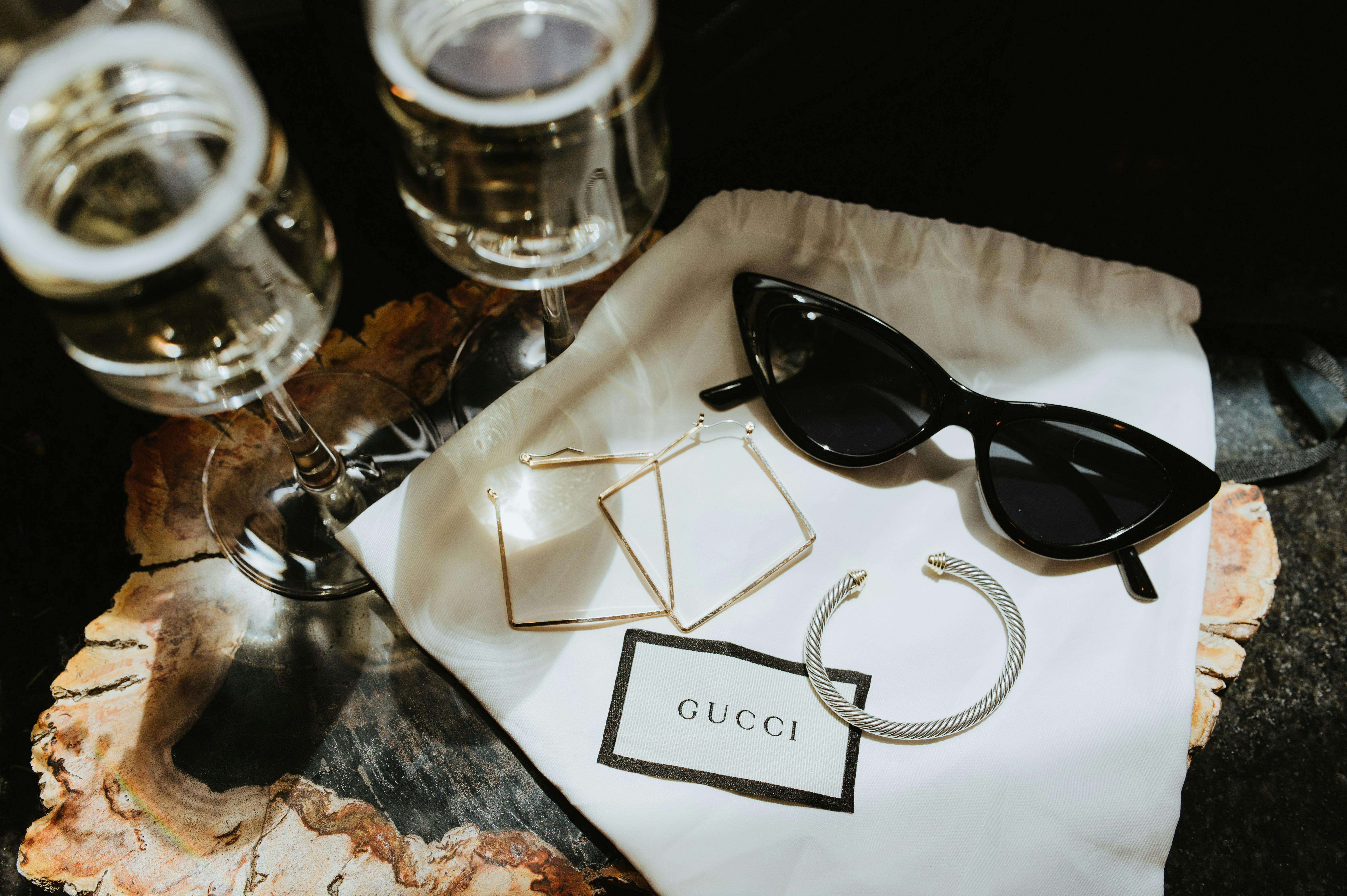 Top Resources for Finding Discount Designer Clothing in 2025